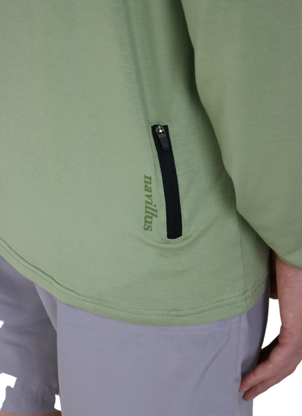 Back pocket on the Tarpon Crossover Hoodie in Fairway Green.