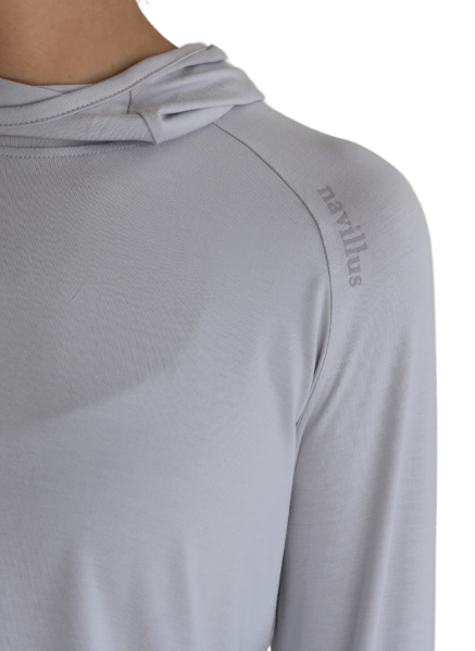 Front logo of the Women's Lightweight Bamboo Hoodie in Cloud.