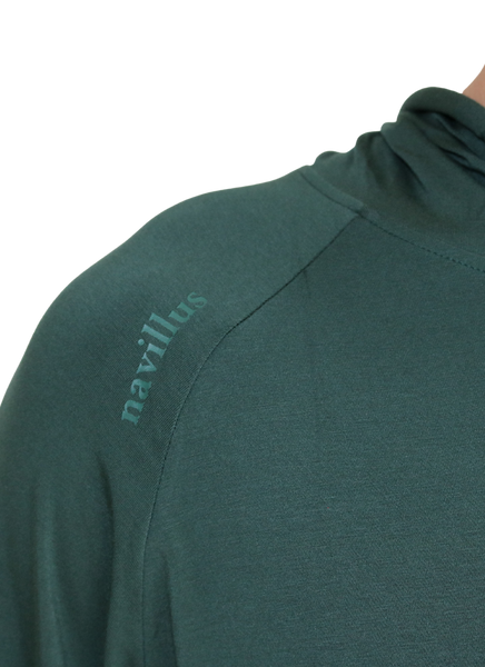 Front logo of the Cruiser Midweight Bamboo Hoodie in Deep Green.