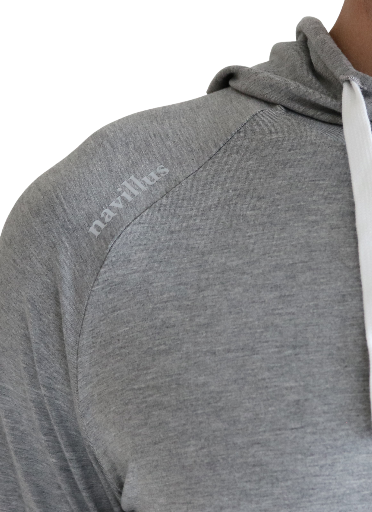 Front logo of the Cruiser Midweight Bamboo Hoodie in Heather Grey.